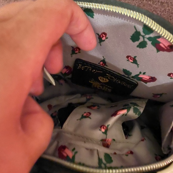 Betsey Johnson clock purse (works) (rare find) - Picture 5 of 6